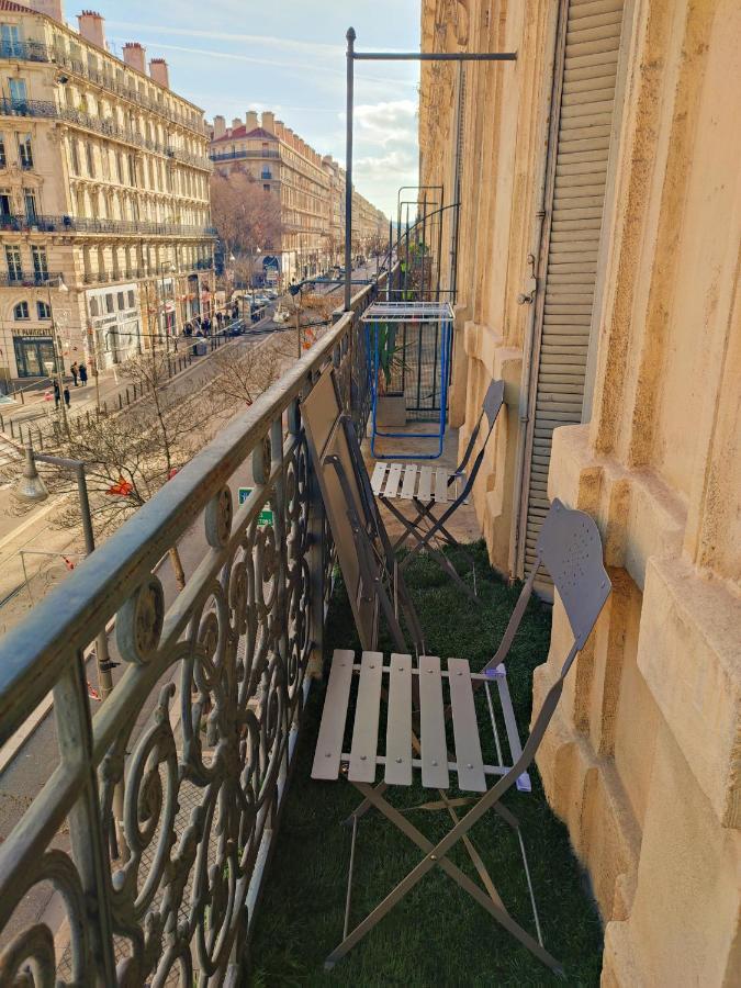 Appartemment Rue De La Republique, Joli Et Moderne Au Coeur Du Centre Marseilles Buitenkant foto