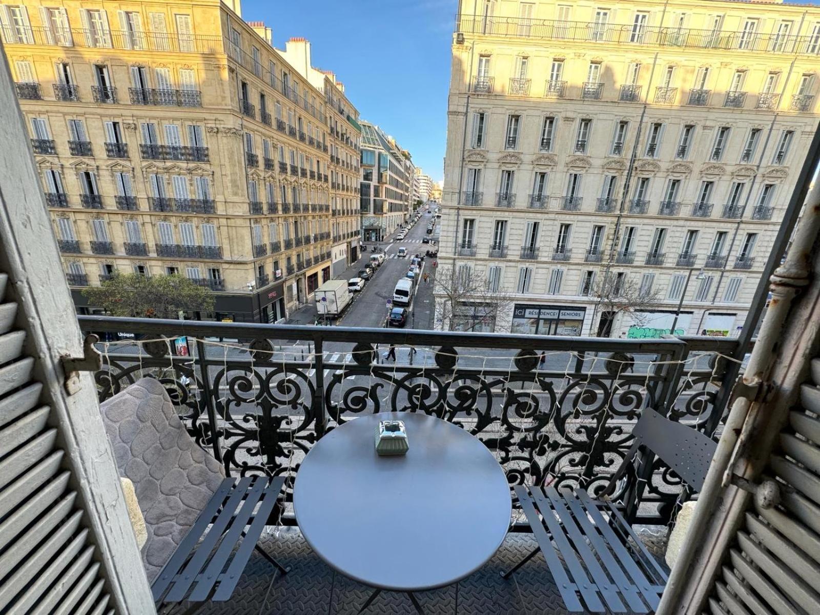 Appartemment Rue De La Republique, Joli Et Moderne Au Coeur Du Centre Marseilles Buitenkant foto